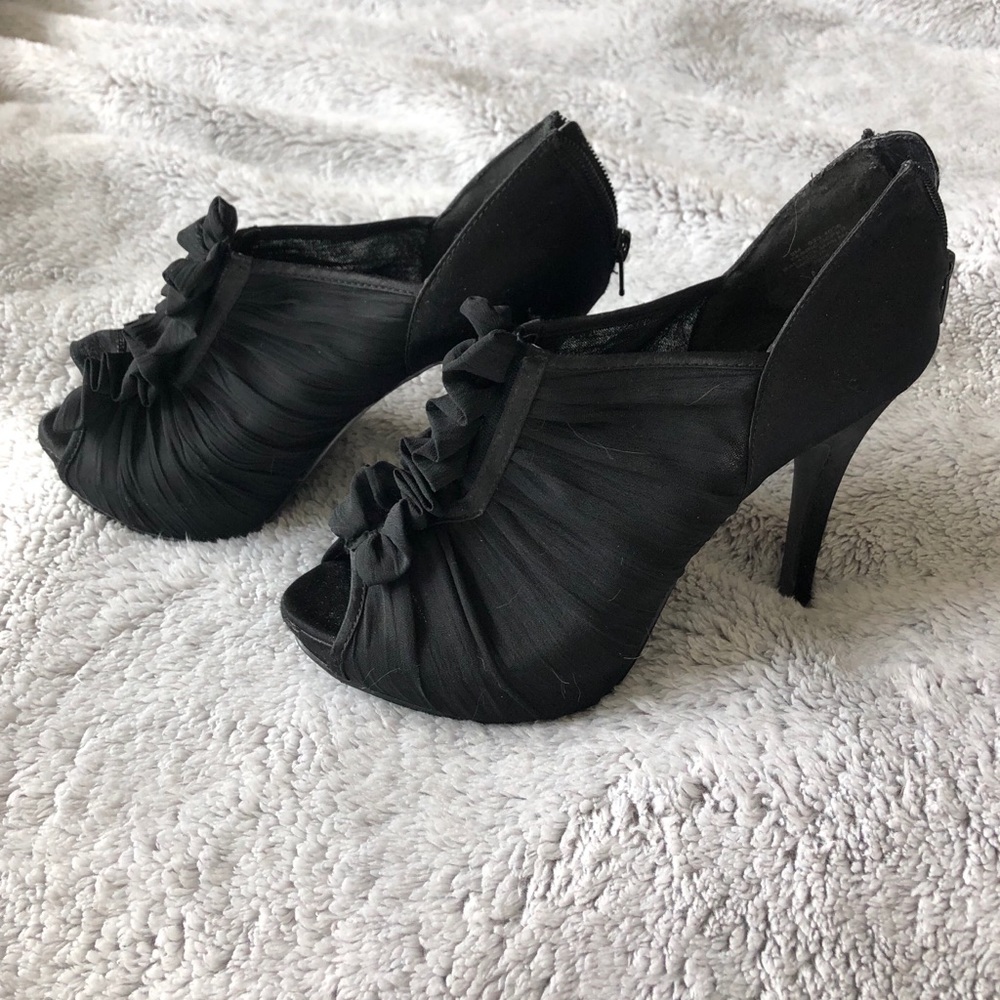 Ruffle stilettos